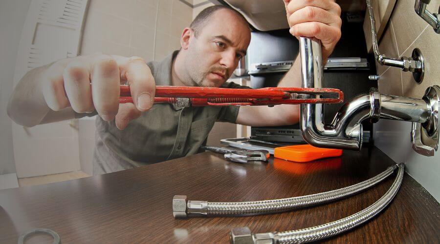 Expert burst pipe repair services in Tarzan, TX